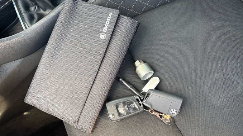 Skoda Karoq 1.0 TSI SE 5dr Petrol Estate